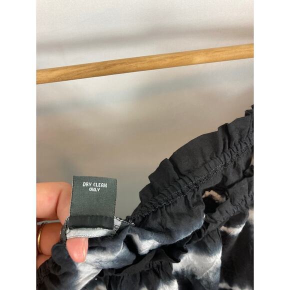 Chelsea & Theodore Tie Dye Off Shoulder Top Size Large - Picture 4 of 6